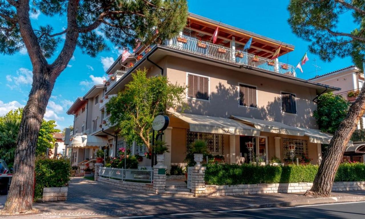 Hotel Benaco سيرمِيوني المظهر الخارجي الصورة