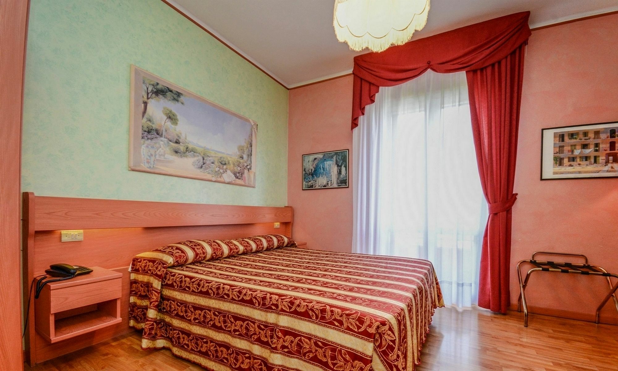 Hotel Benaco سيرمِيوني المظهر الخارجي الصورة