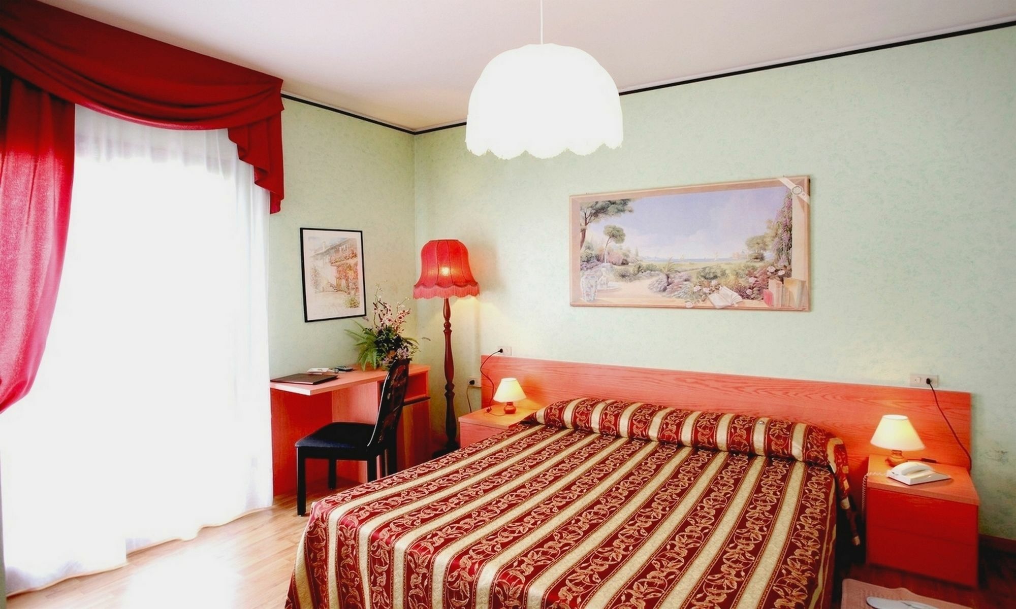 Hotel Benaco سيرمِيوني المظهر الخارجي الصورة