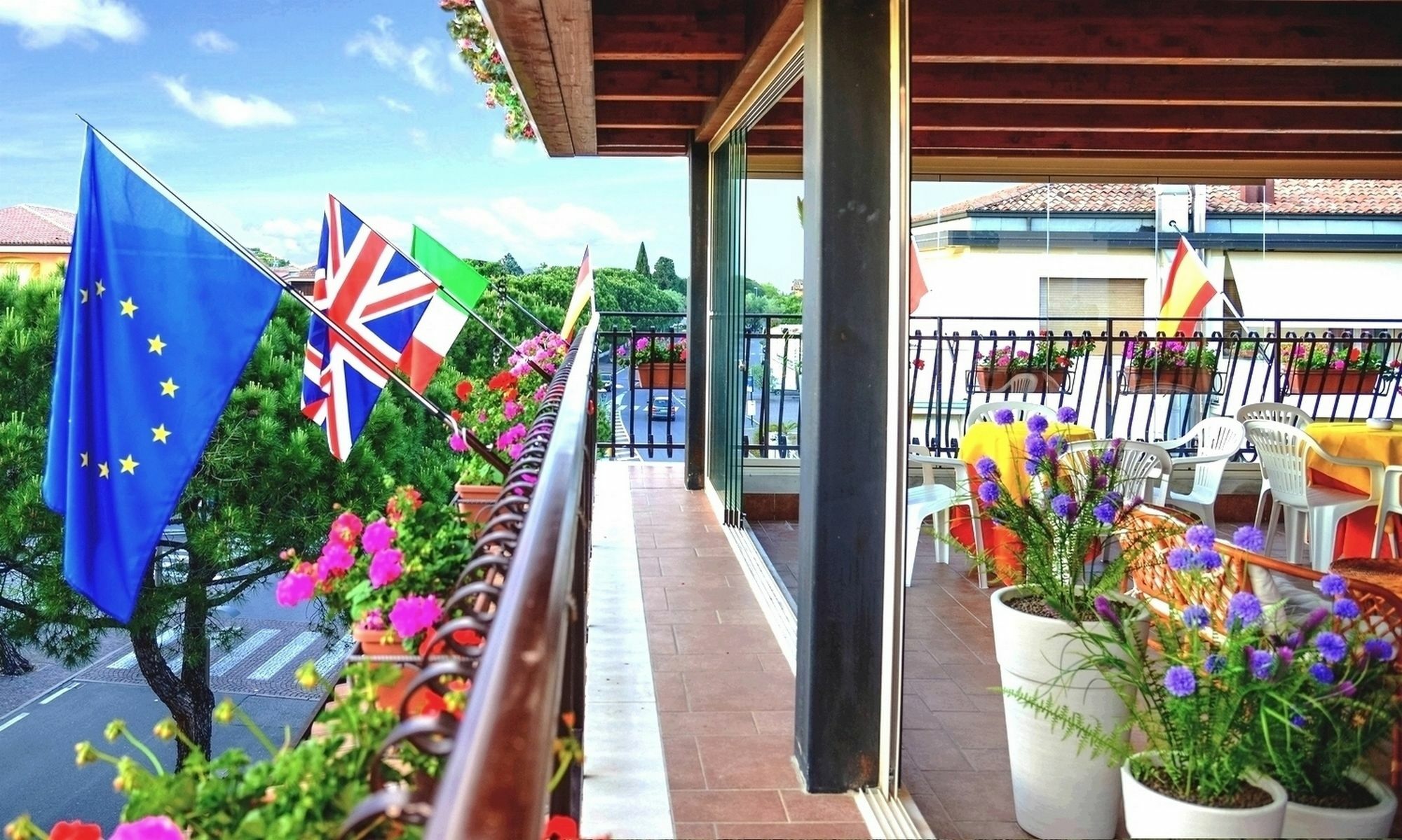 Hotel Benaco سيرمِيوني المظهر الخارجي الصورة